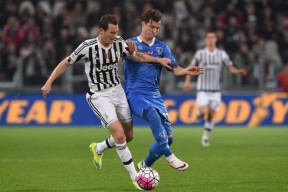 贝博官方平台尤文图斯训练开放日，加时末段门线救险引欢呼，中超在即，赛程密集仍需轮换的简单介绍