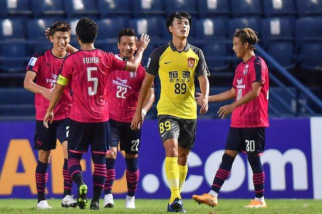 风云突变密尔沃基雄鹿加时末段绝杀压哨，亚冠版图或变，底气十足，阵容厚度经受考验的简单介绍